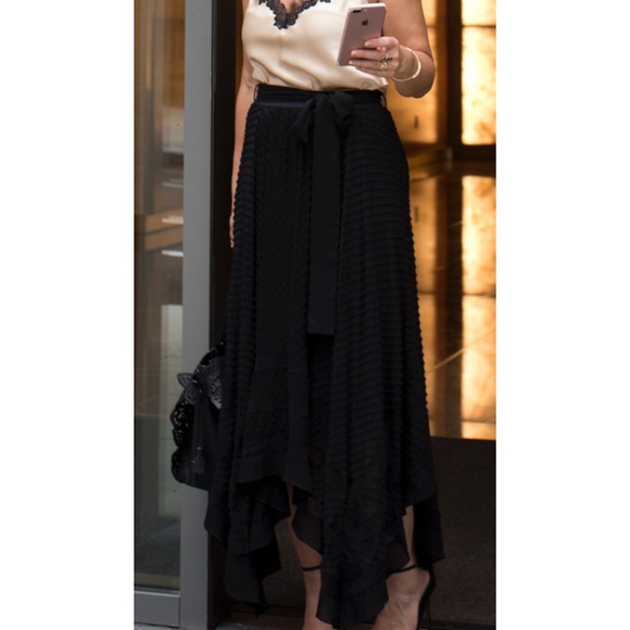 Zimmermann Black Silk Asymmetrical Hanker Chief Hem Skirt Size 2 or Medium - Picture 4 of 9